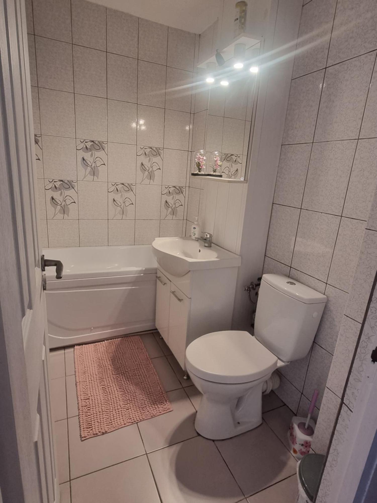 Appartement Garsoniera Emilia à Câmpulung Moldovenesc Extérieur photo